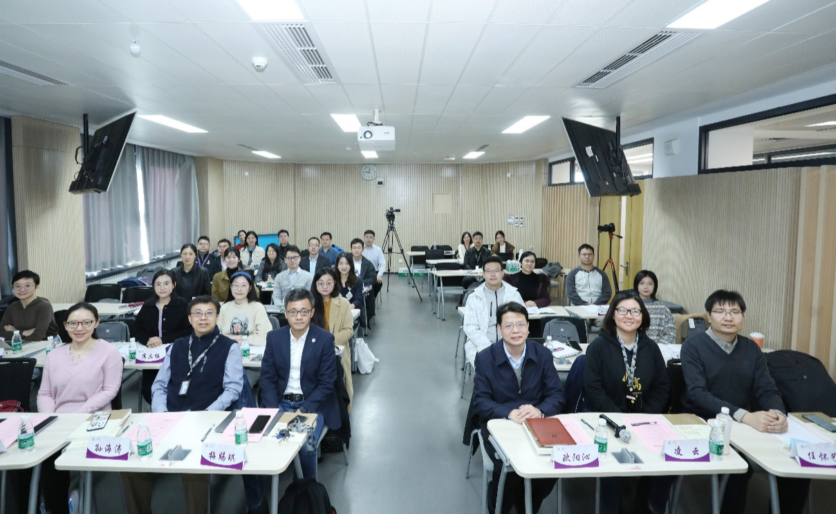 2025新澳门开门原料免费