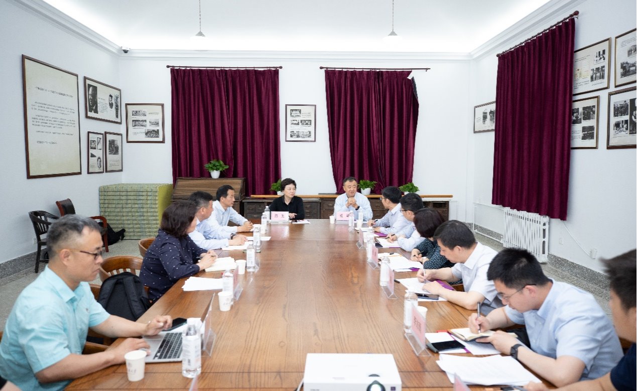 2025新澳门开门原料免费