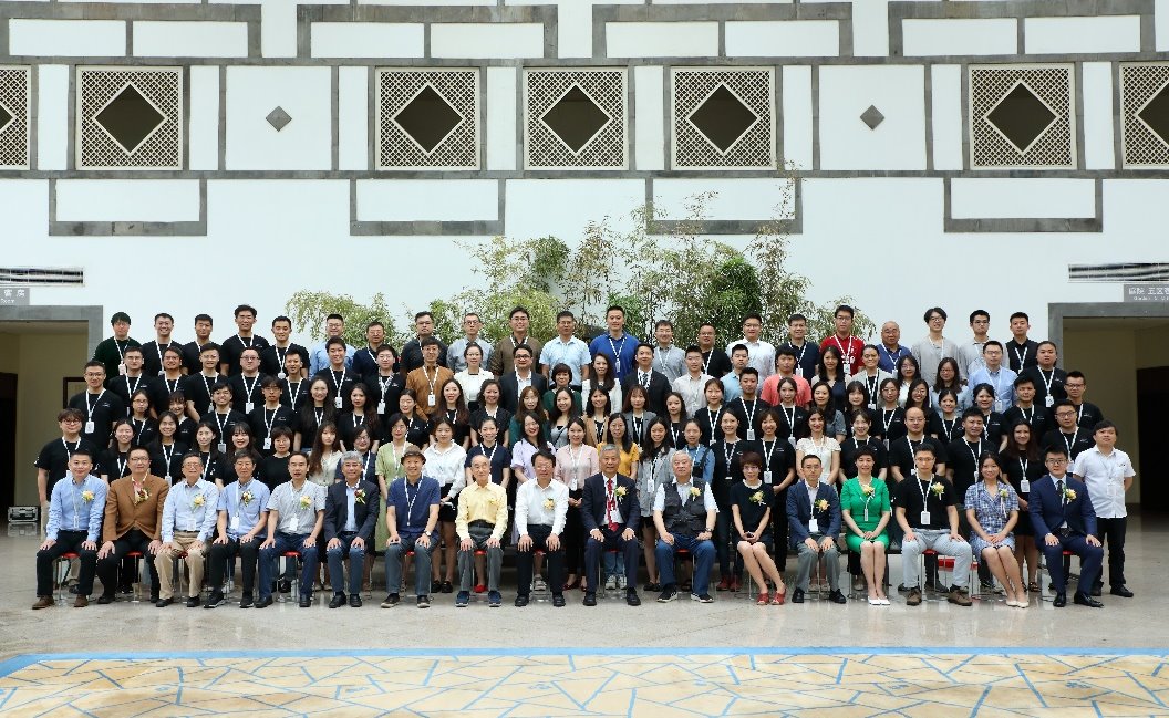 2025新澳门开门原料免费