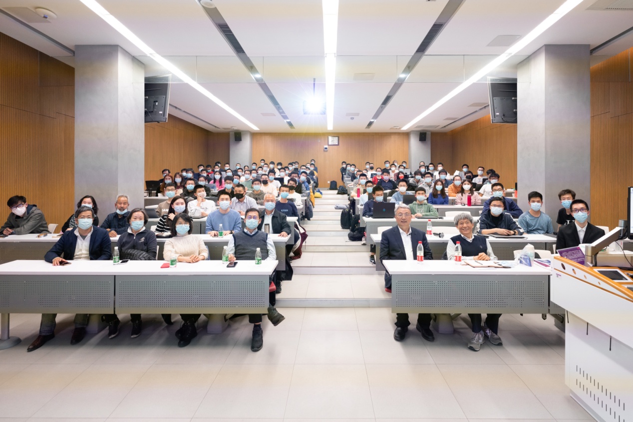 2025新澳门开门原料免费