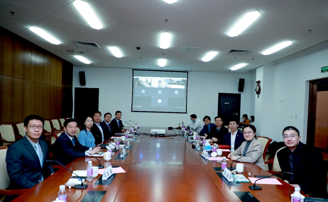 2025新澳门开门原料免费