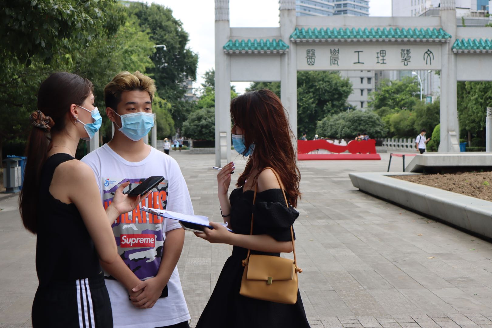 2025新澳门开门原料免费