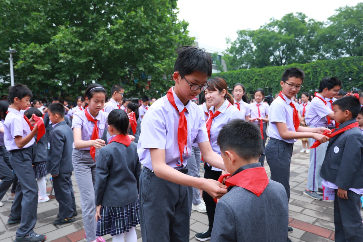 2025新澳门开门原料免费