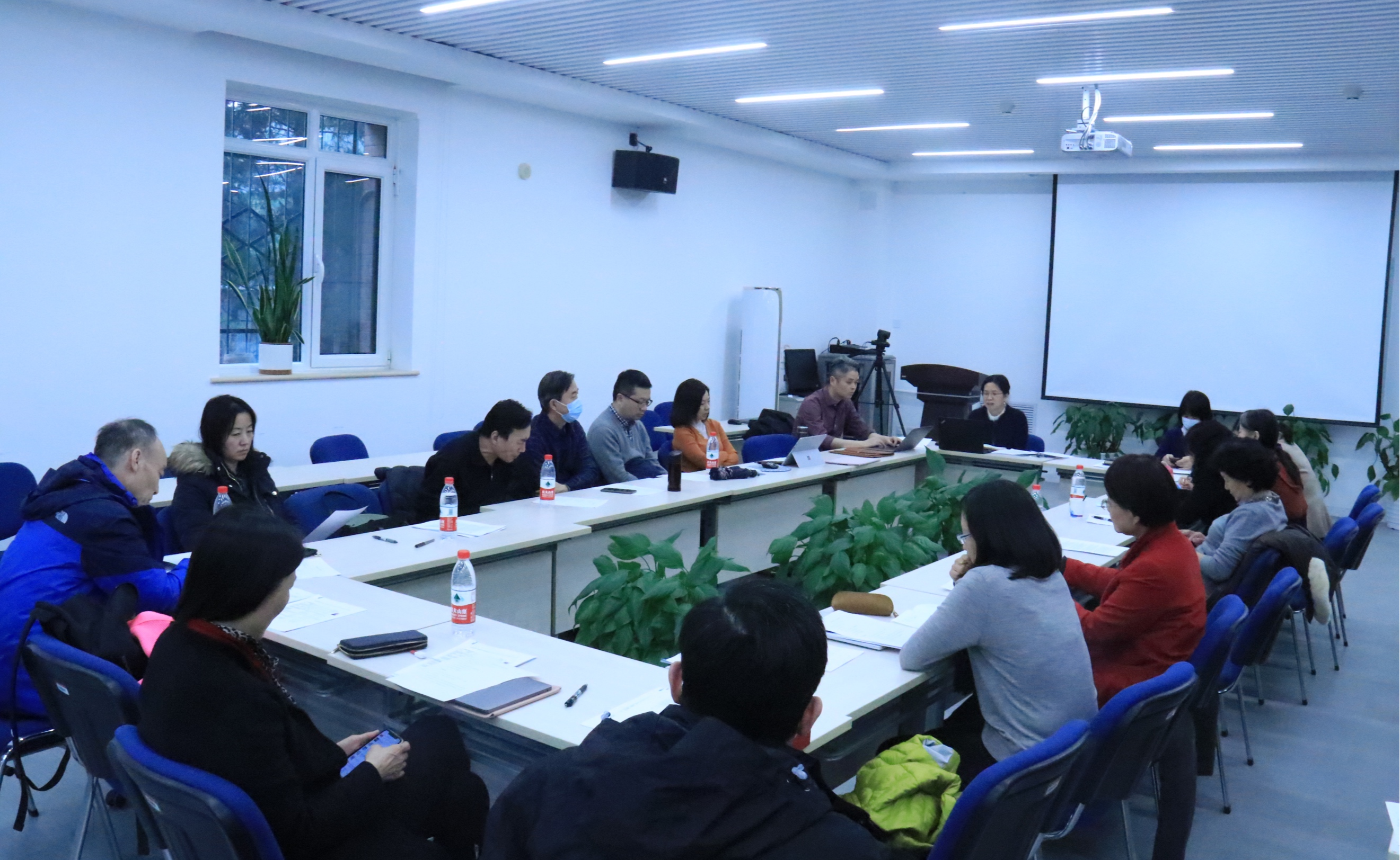 2025新澳门开门原料免费