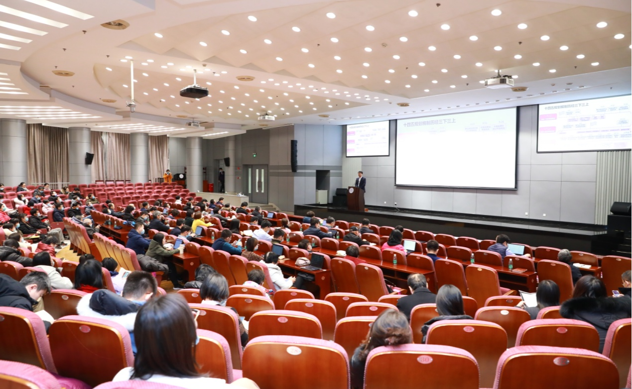 2025新澳门开门原料免费