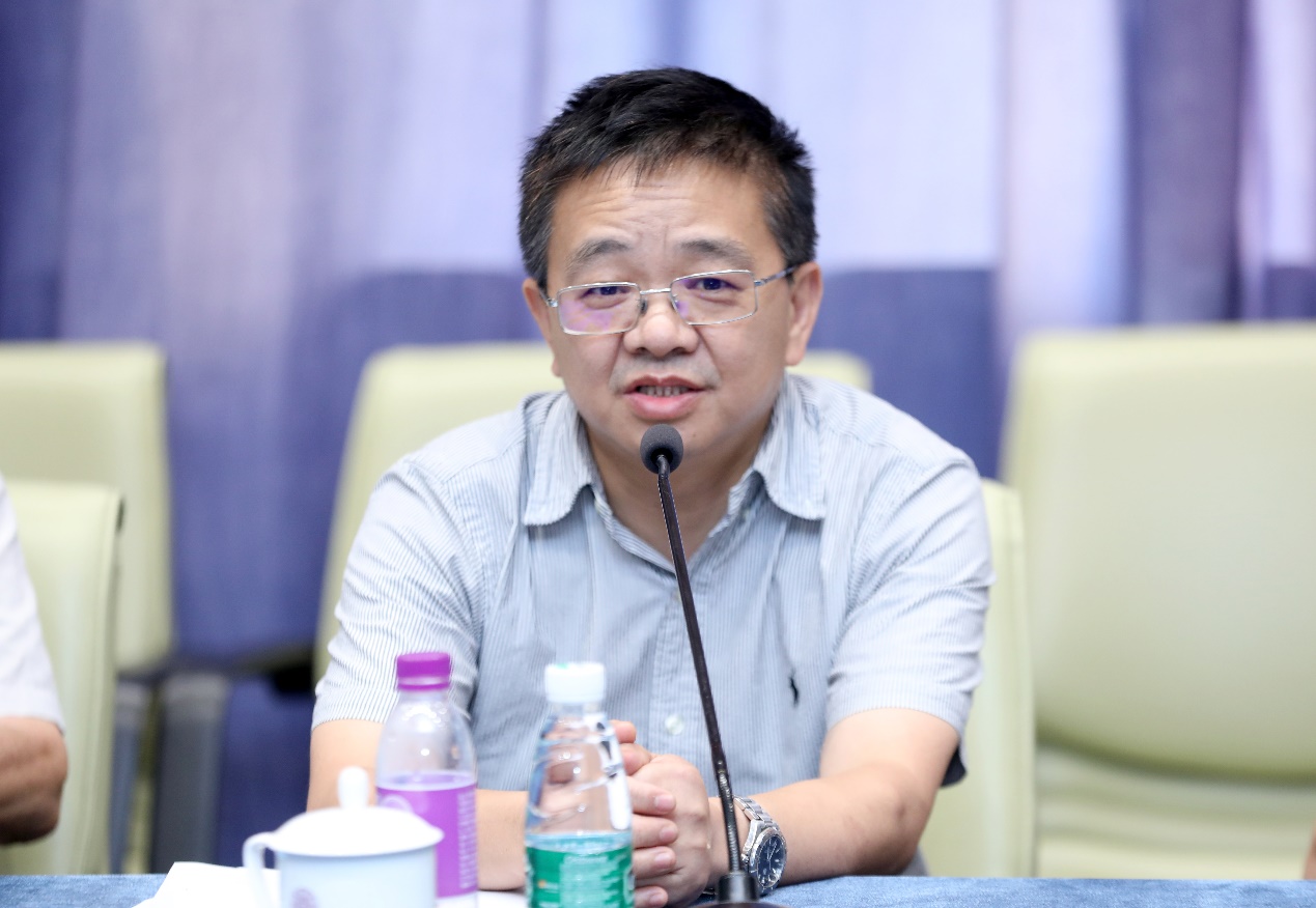 2025新澳门开门原料免费