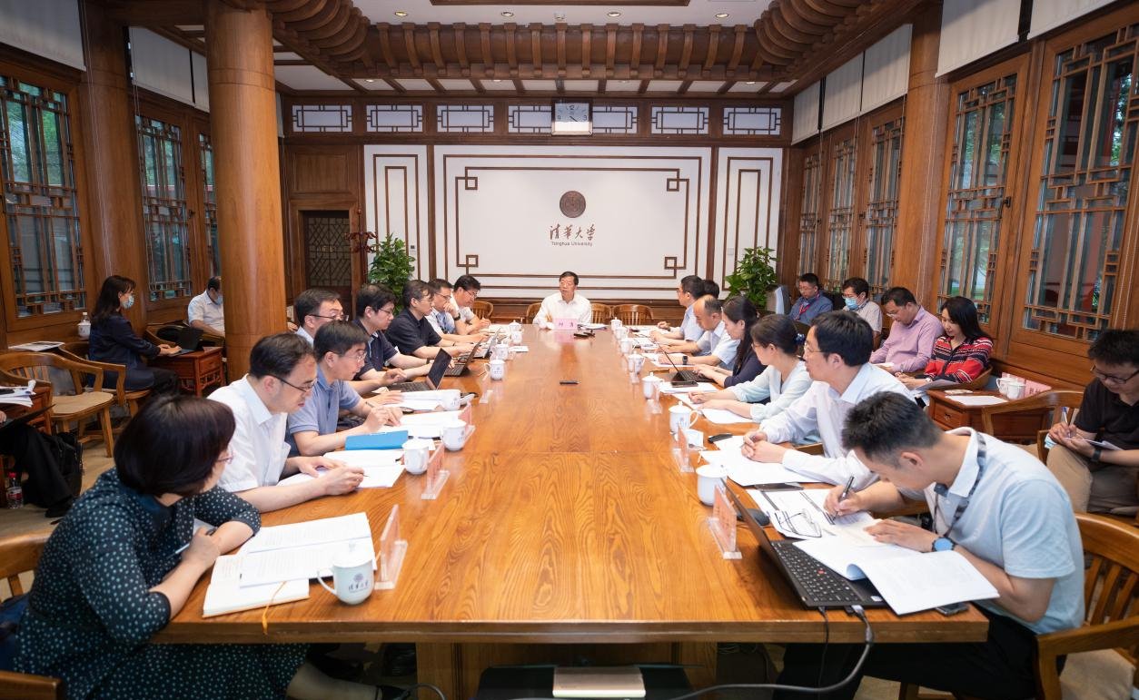 2025新澳门开门原料免费