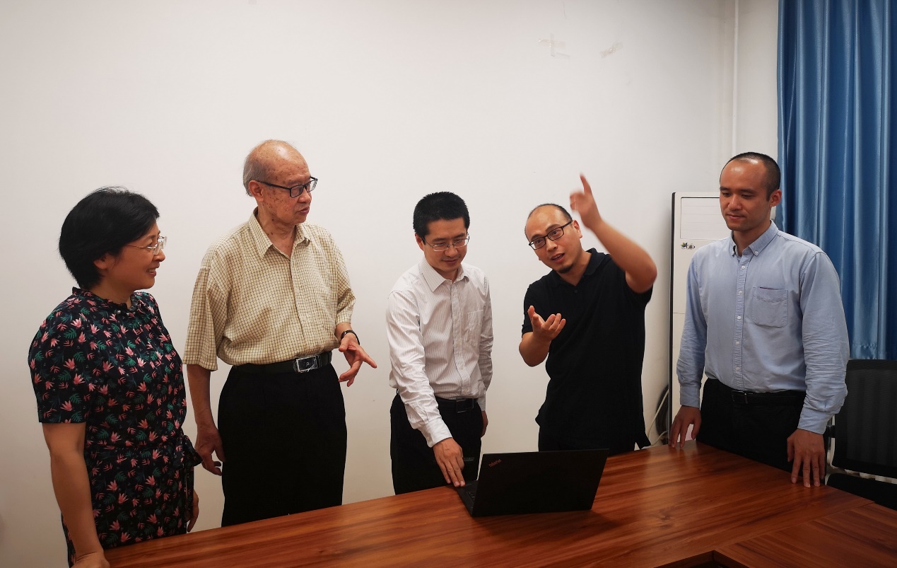 2025新澳门开门原料免费