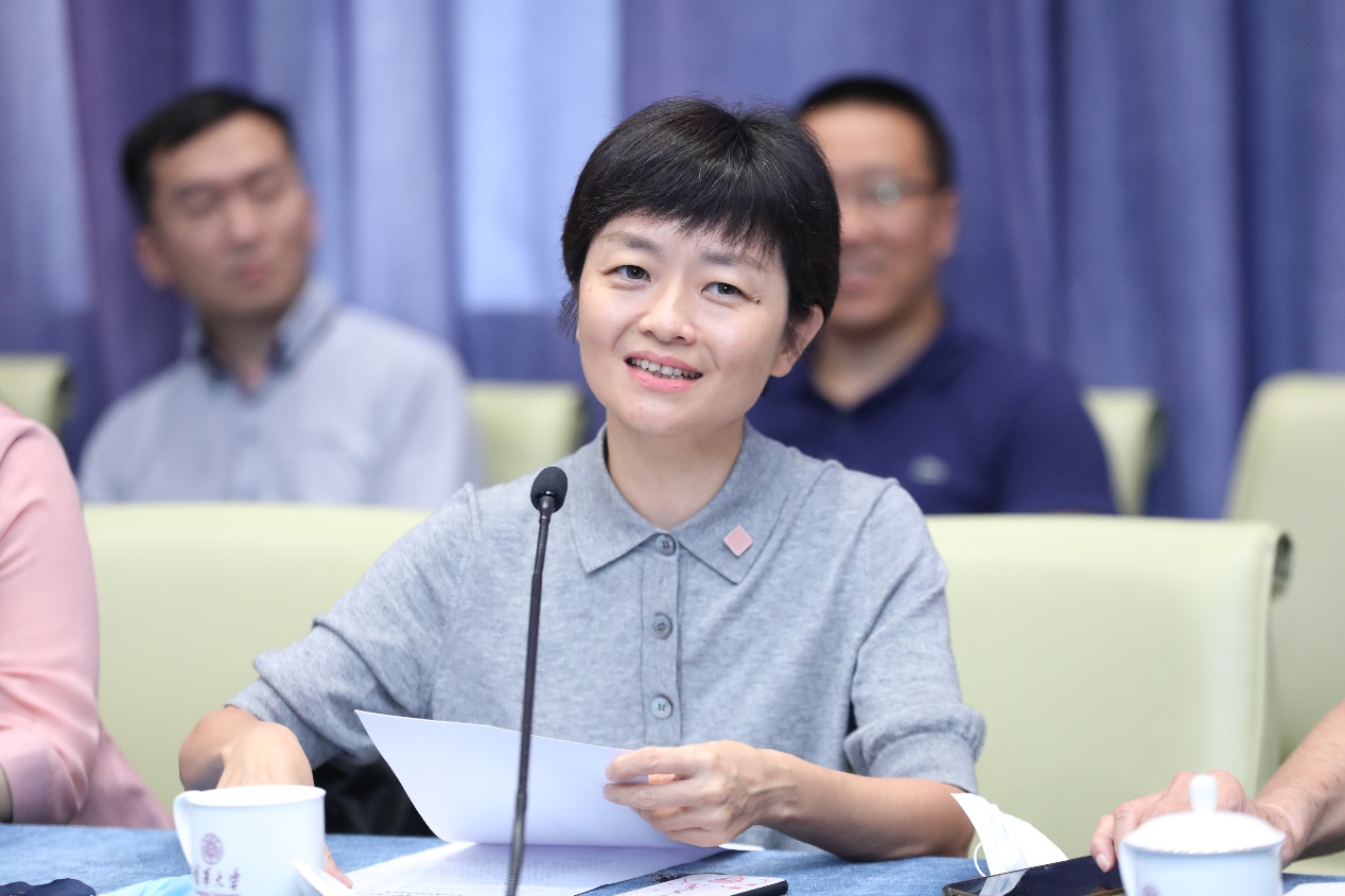 2025新澳门开门原料免费