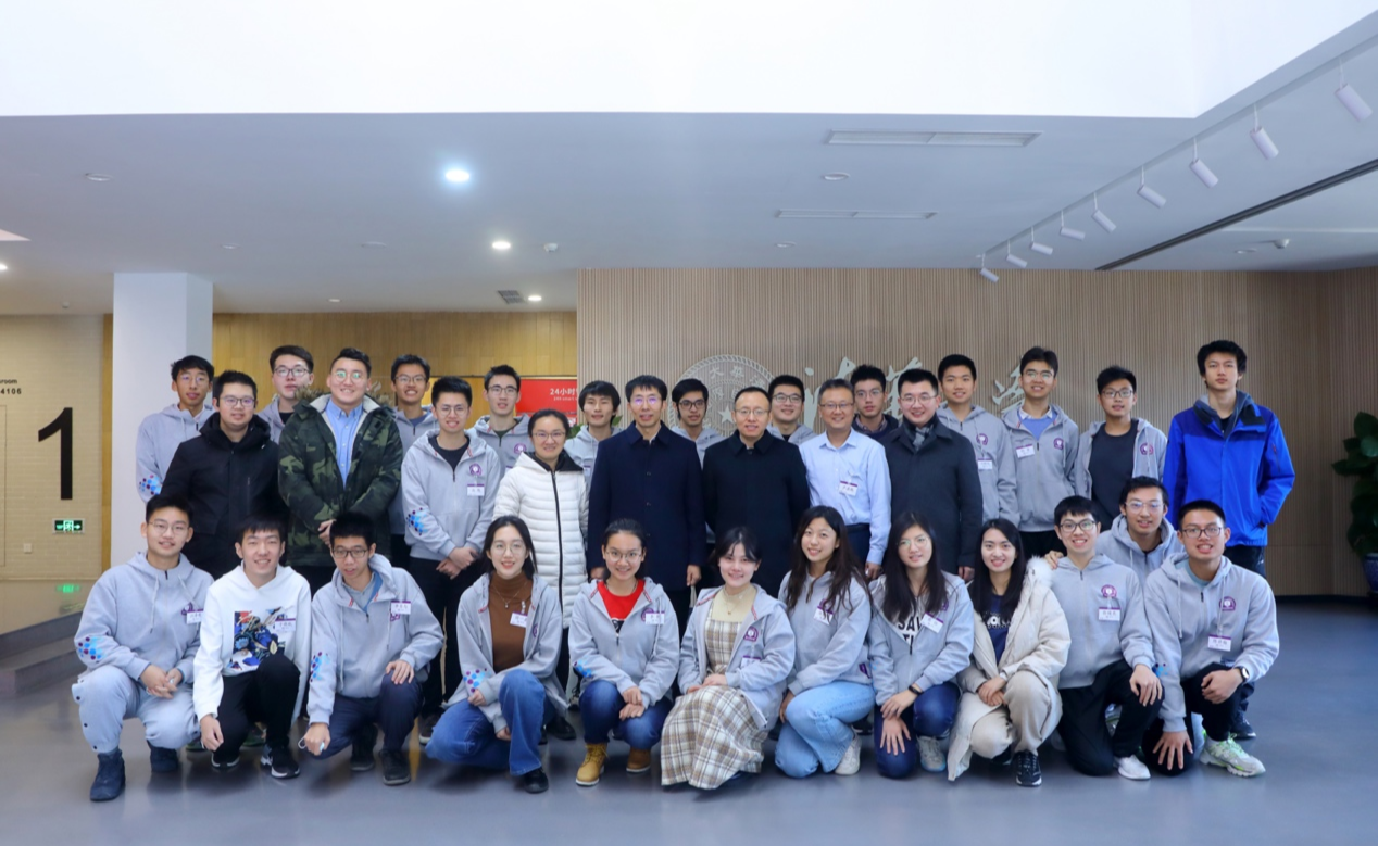 2025新澳门开门原料免费