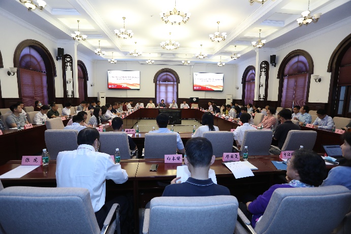 2025新澳门开门原料免费