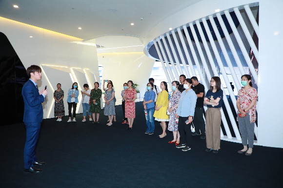 2025新澳门开门原料免费