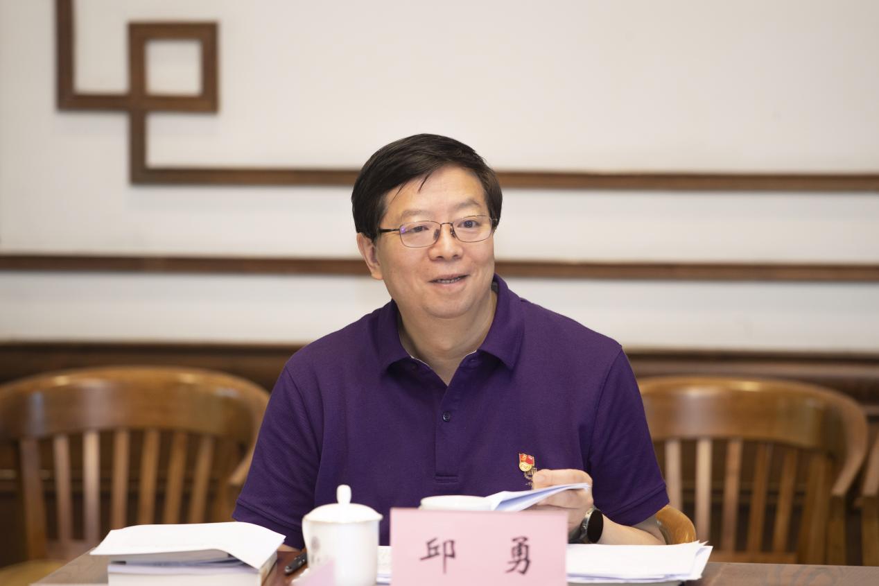 2025新澳门开门原料免费