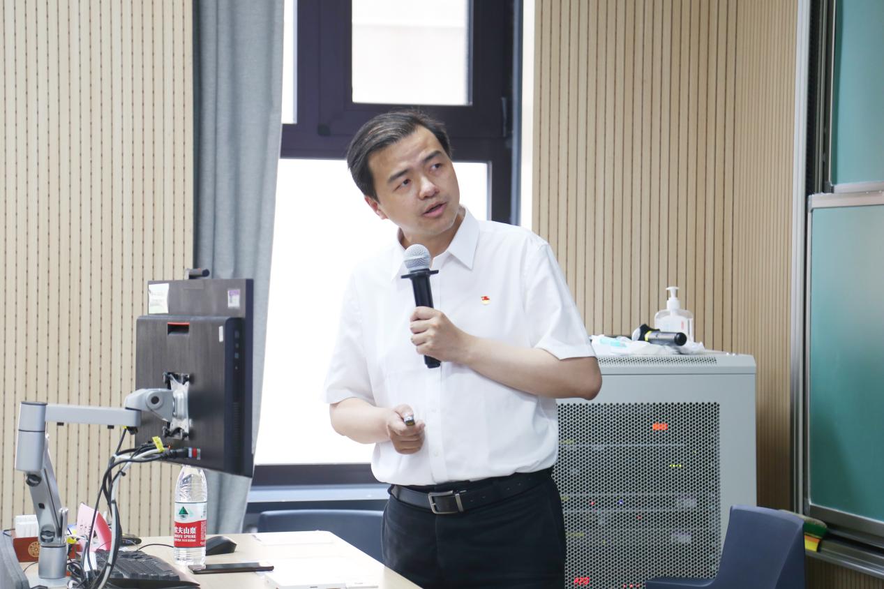 2025新澳门开门原料免费