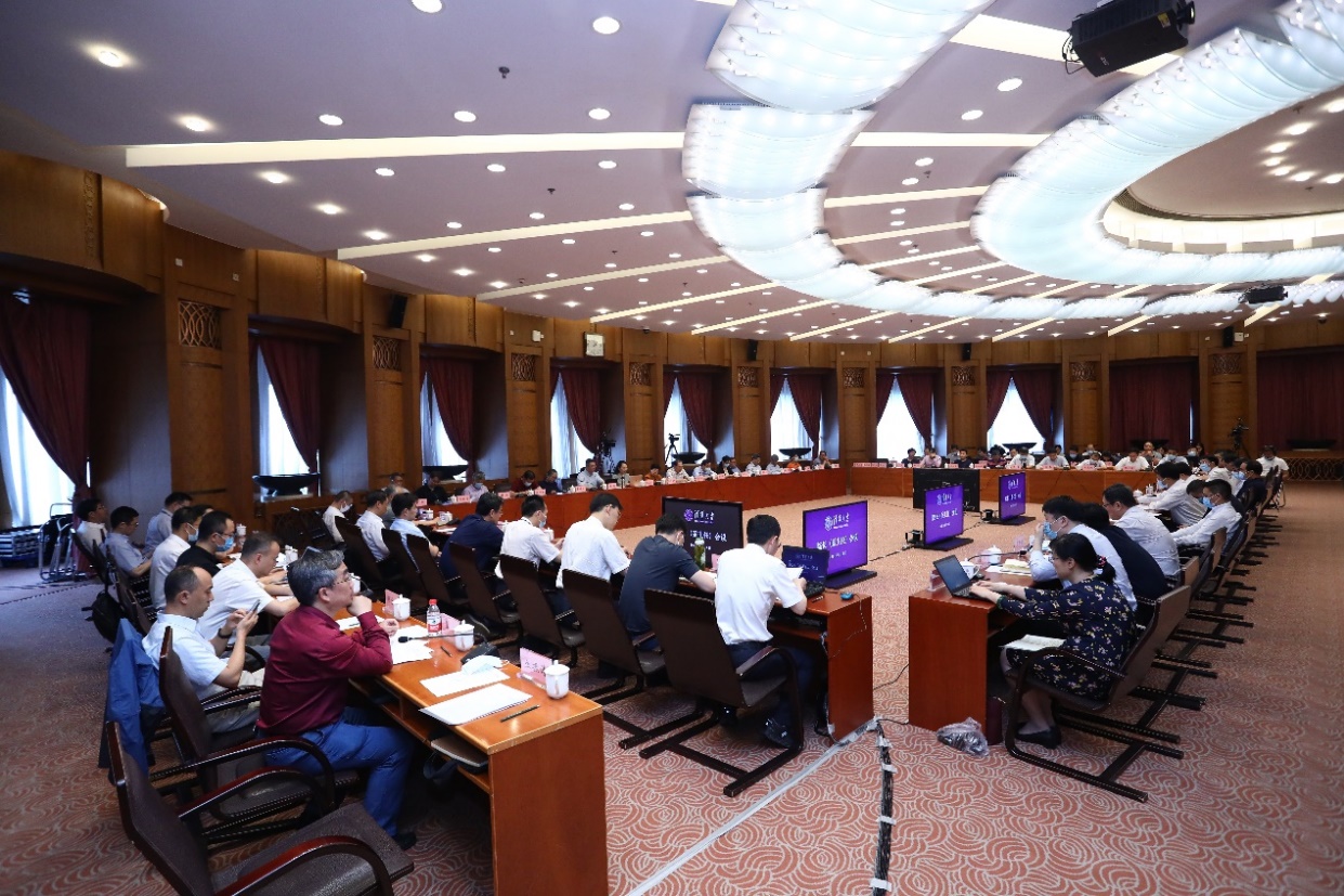 2025新澳门开门原料免费