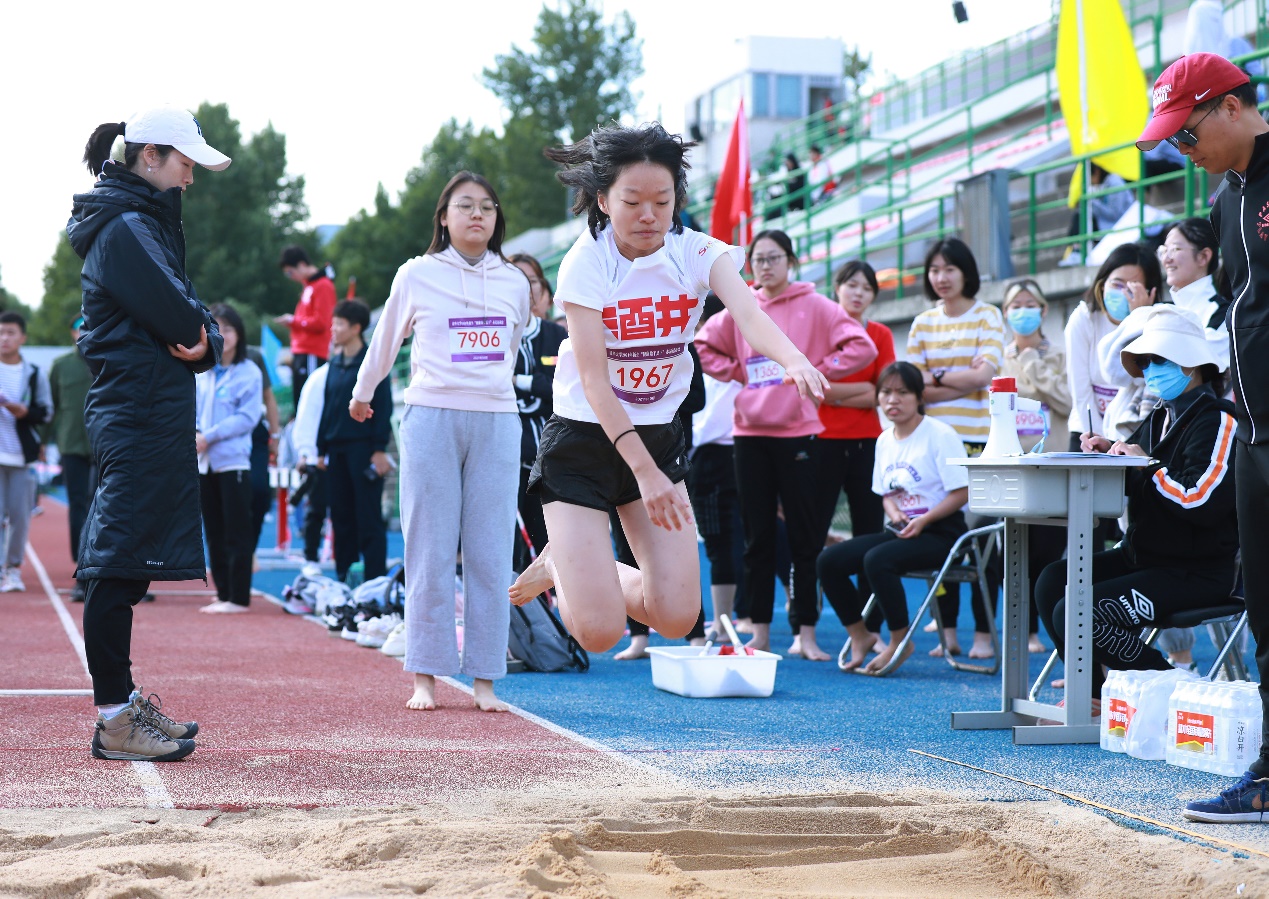 2025新澳门开门原料免费