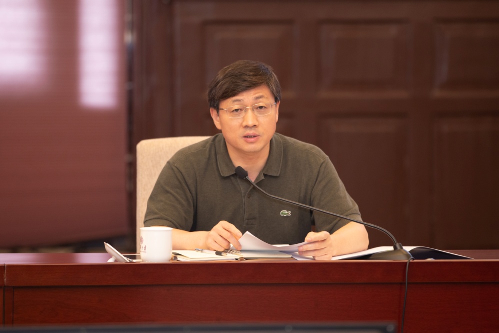 2025新澳门开门原料免费