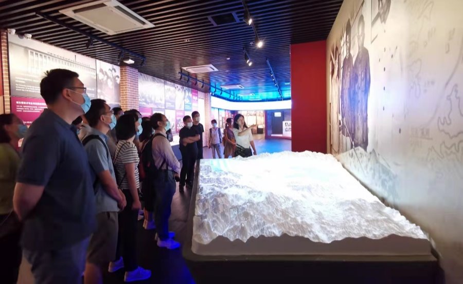 2025新澳门开门原料免费