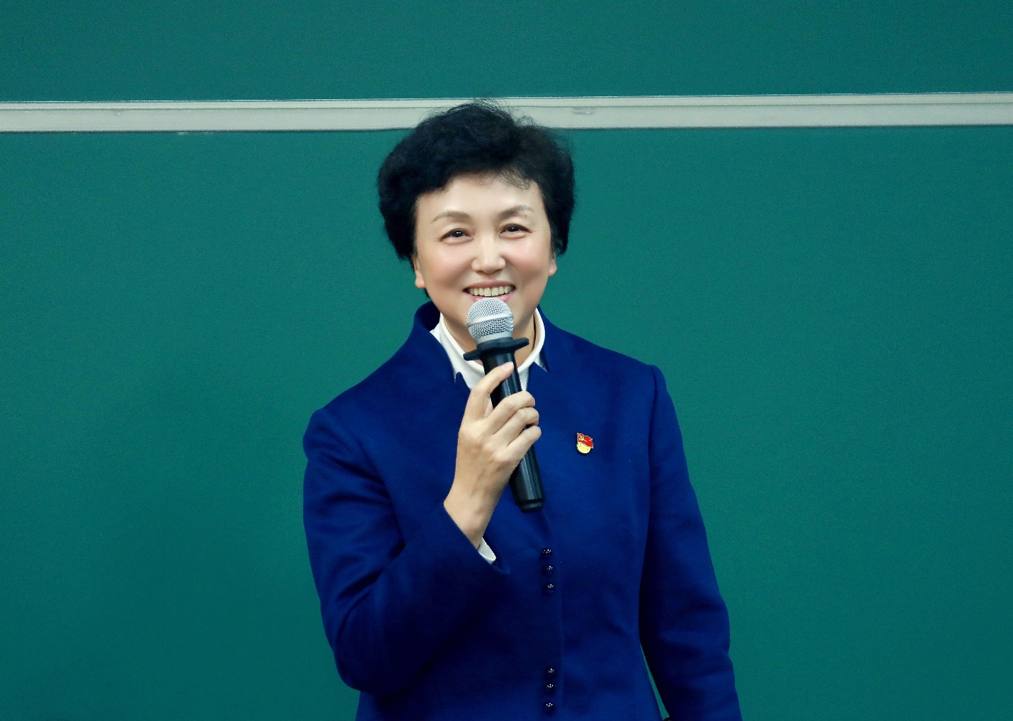 2025新澳门开门原料免费