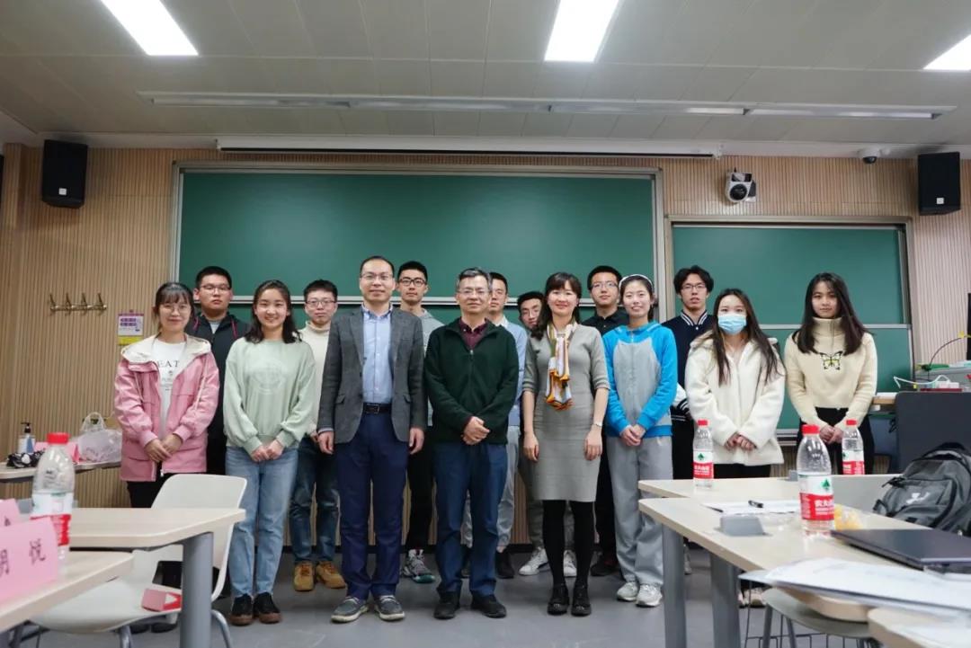 2025新澳门开门原料免费