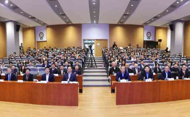 2025新澳门开门原料免费