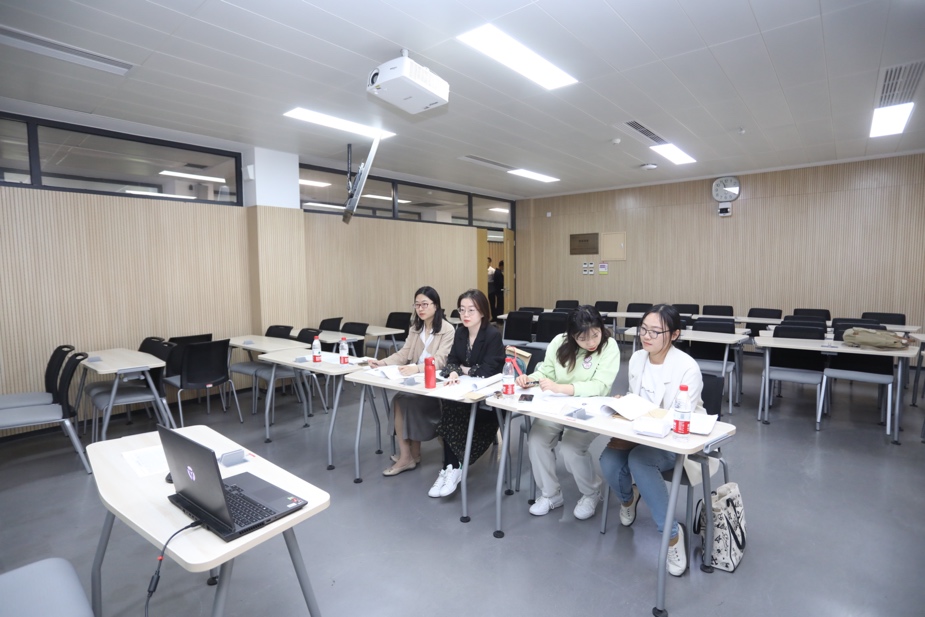 2025新澳门开门原料免费