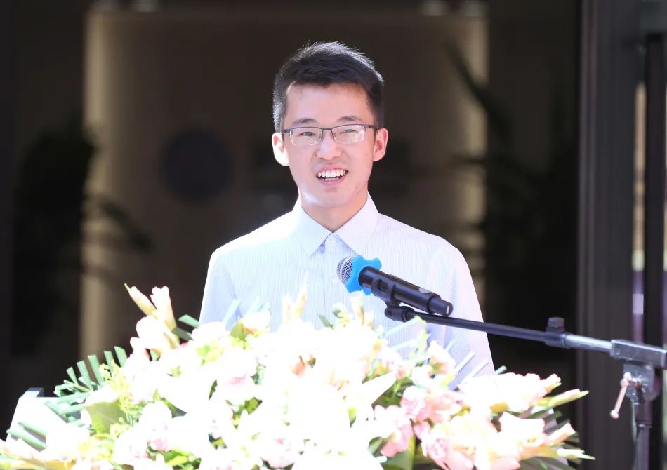 2025新澳门开门原料免费