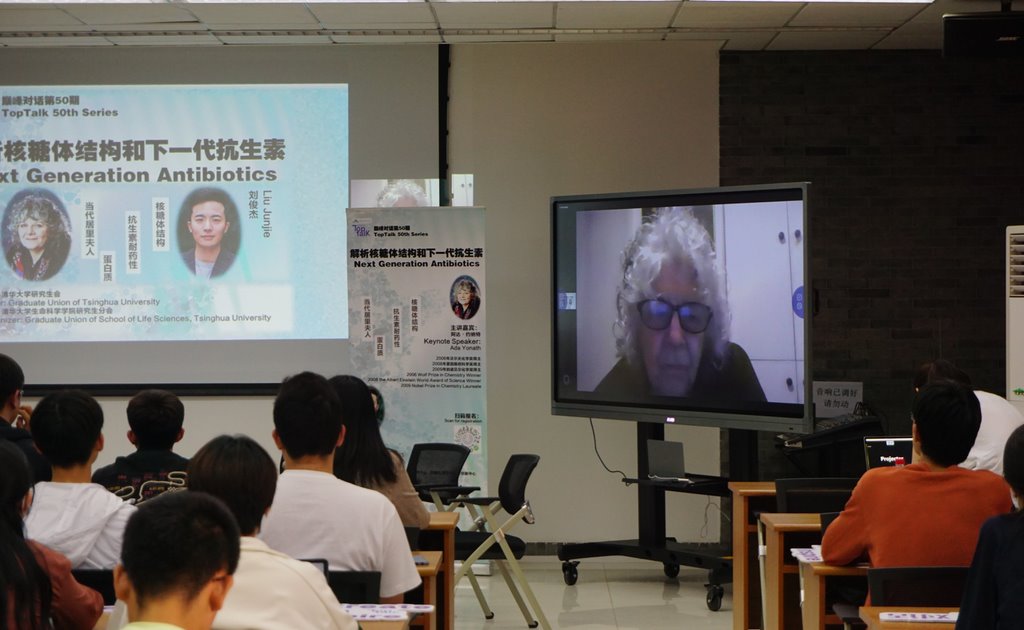 2025新澳门开门原料免费