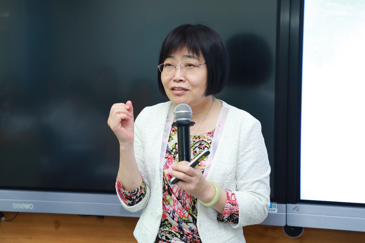 2025新澳门开门原料免费