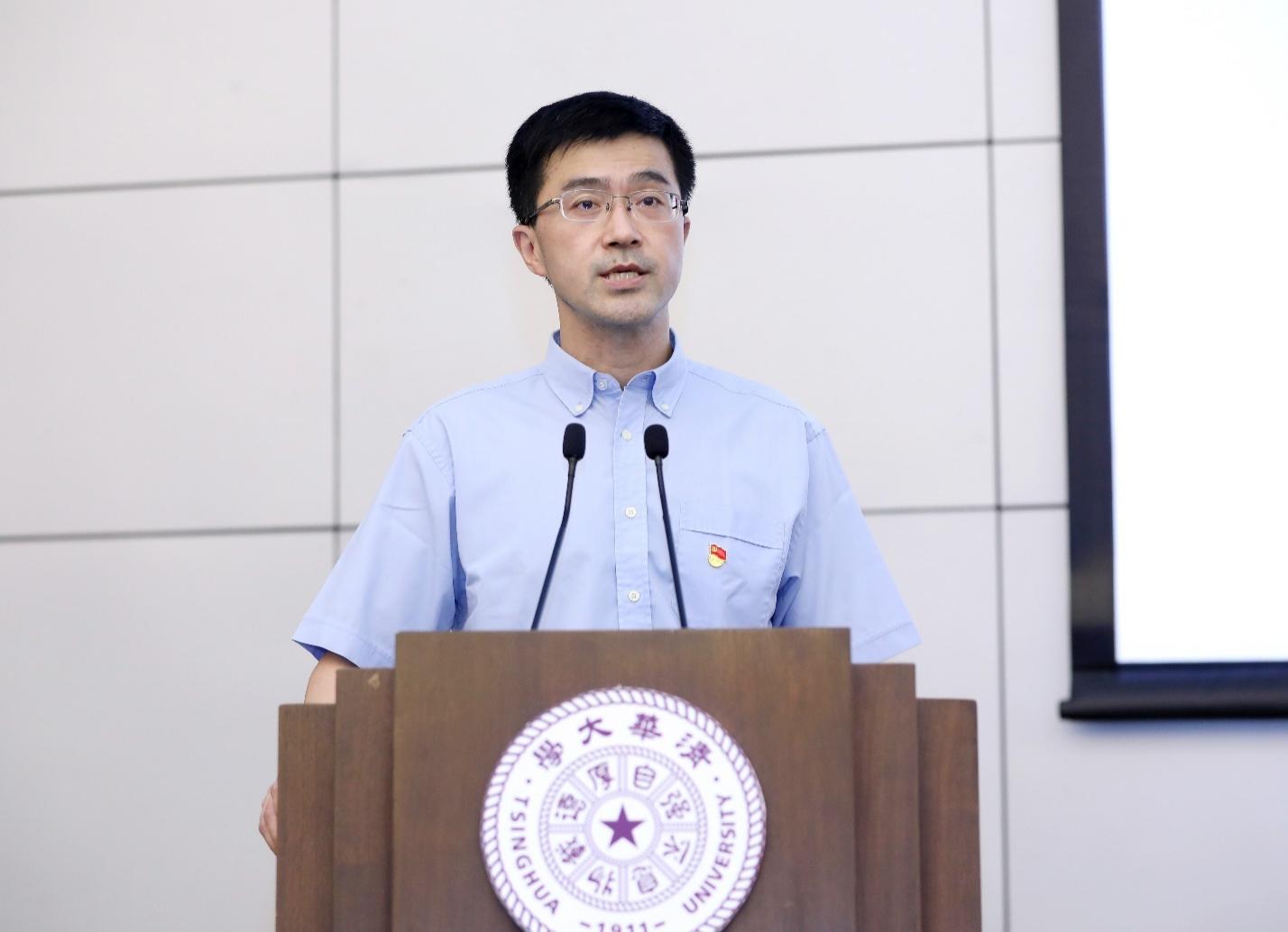 2025新澳门开门原料免费