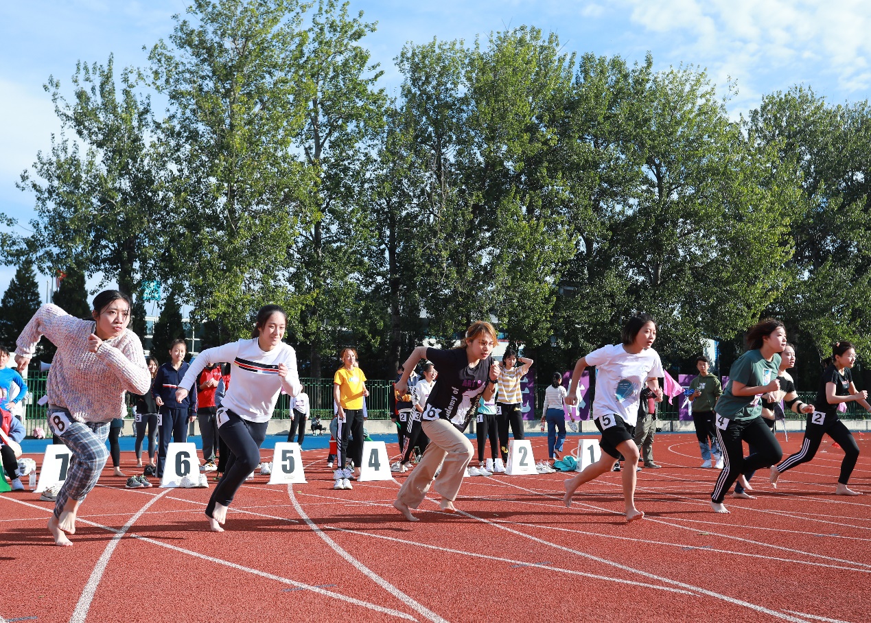 2025新澳门开门原料免费