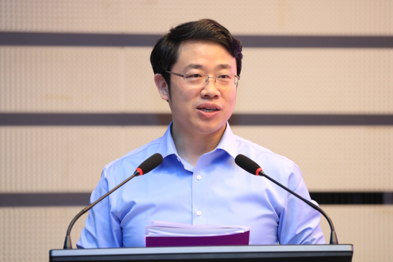 2025新澳门开门原料免费