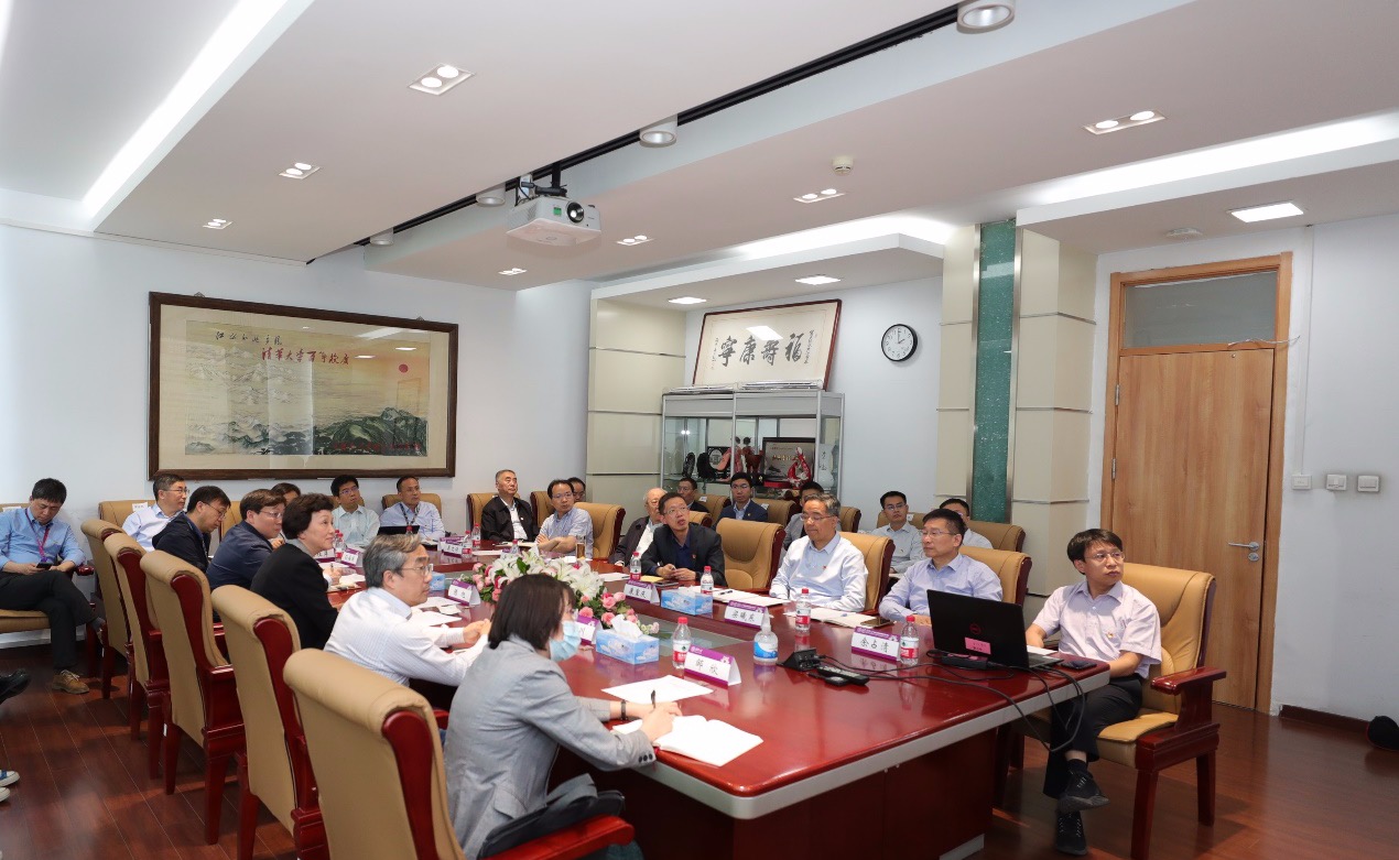 2025新澳门开门原料免费