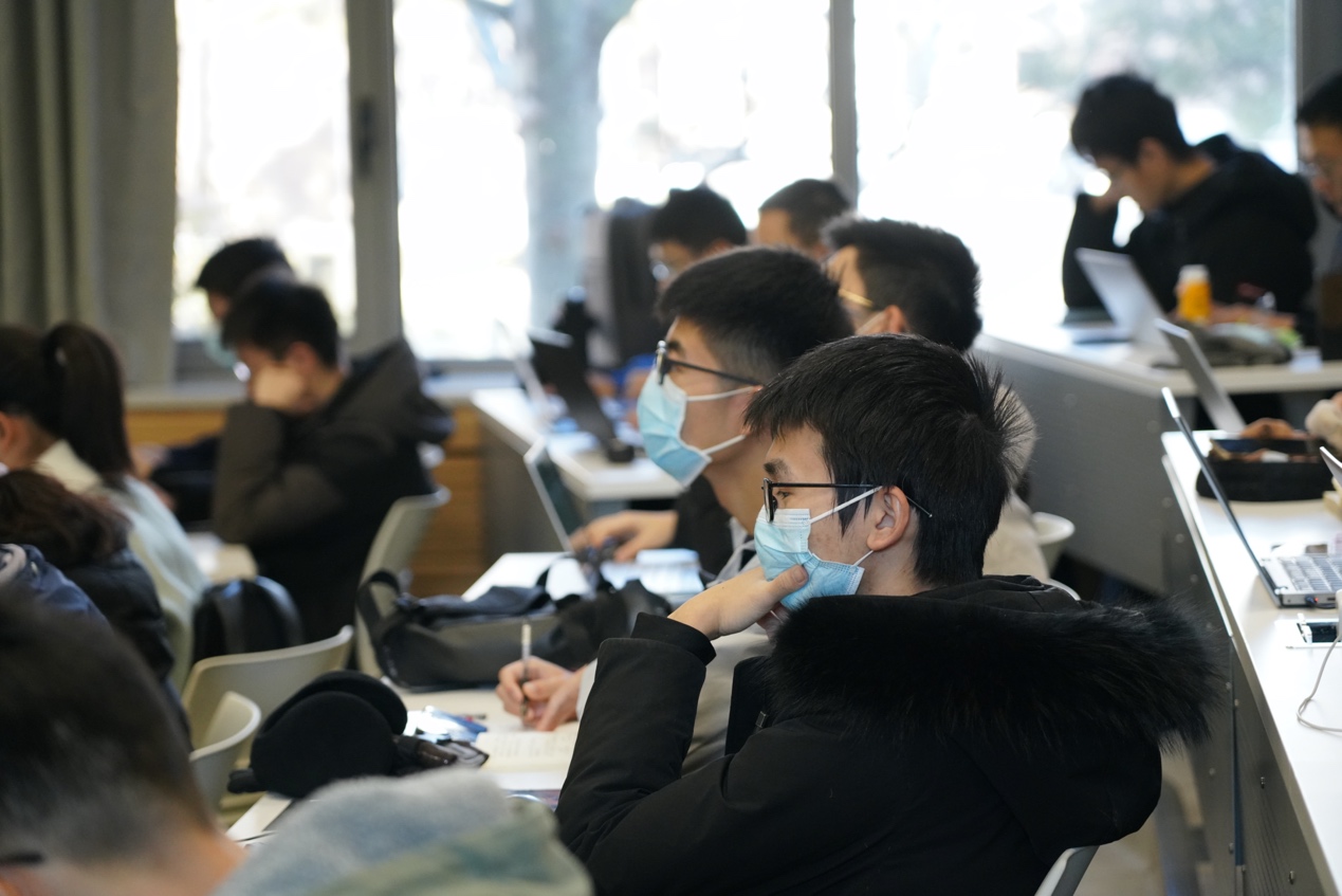 2025新澳门开门原料免费