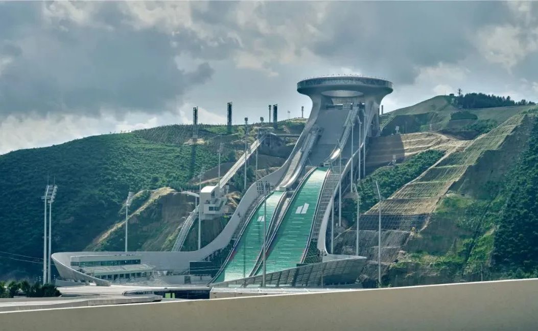 2025新澳门开门原料免费