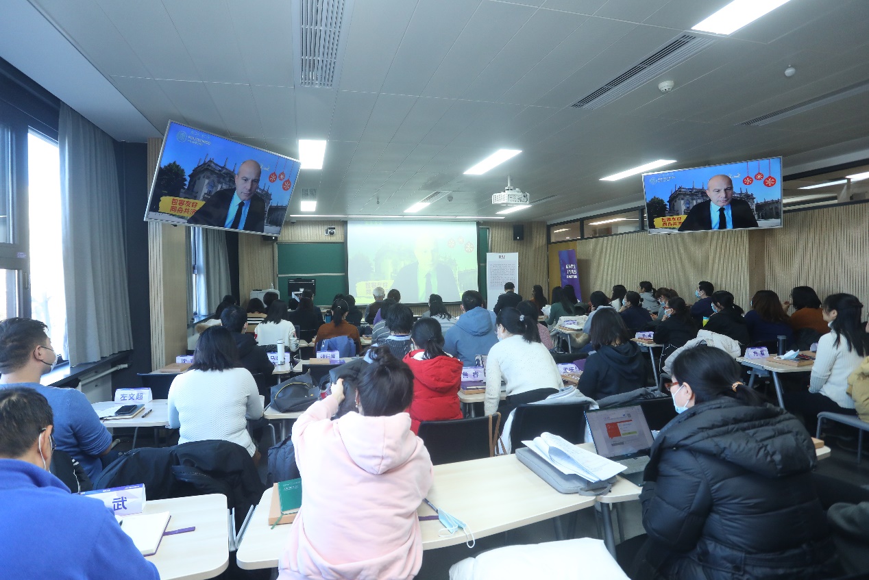 2025新澳门开门原料免费