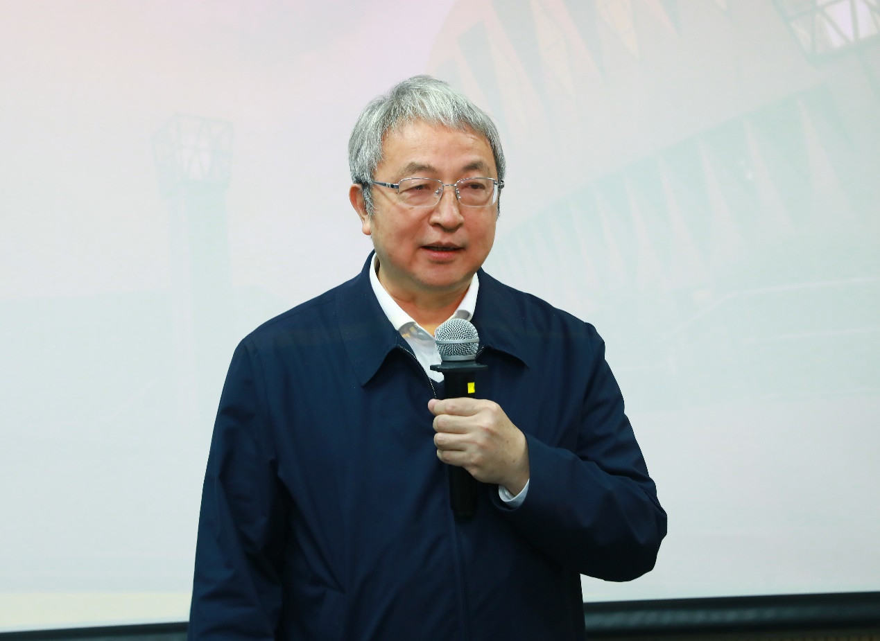 2025新澳门开门原料免费