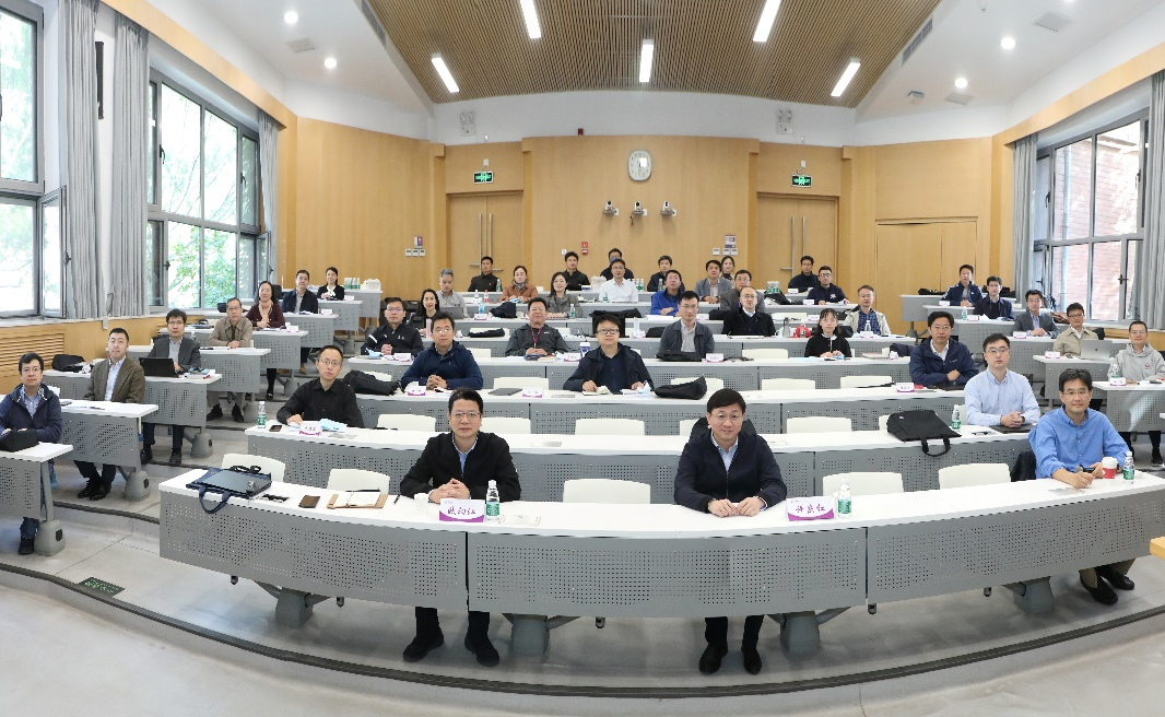 2025新澳门开门原料免费