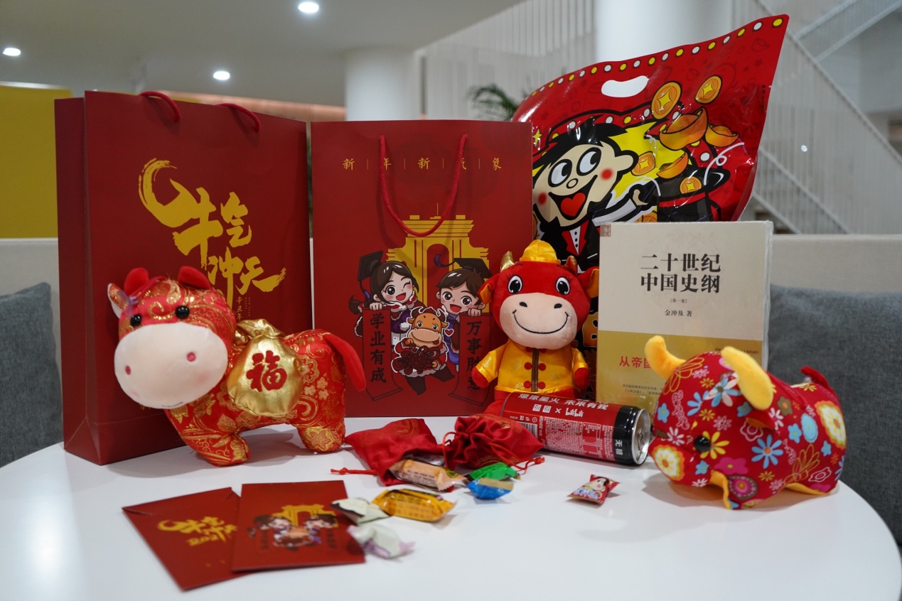 2025新澳门开门原料免费