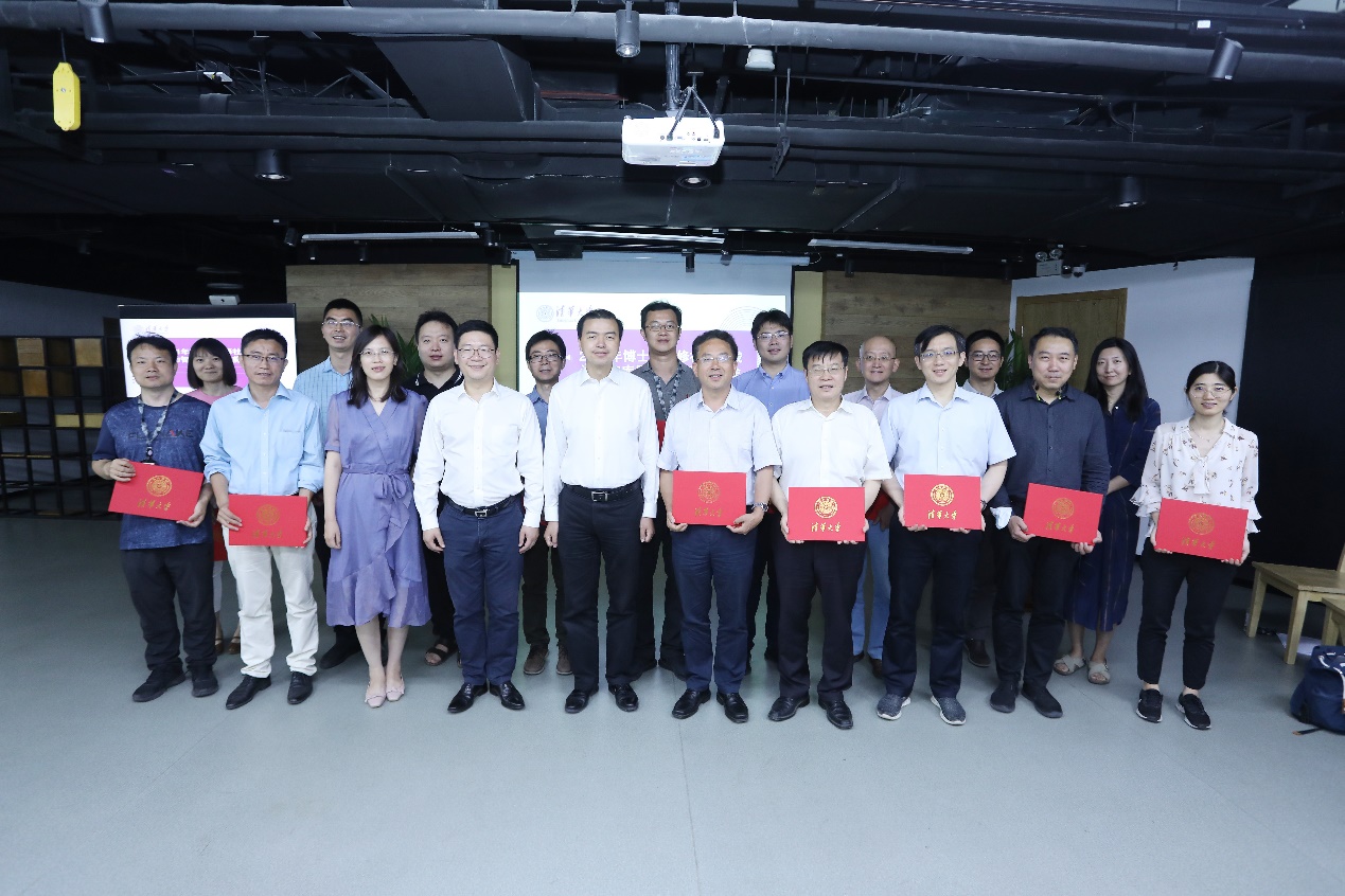 2025新澳门开门原料免费