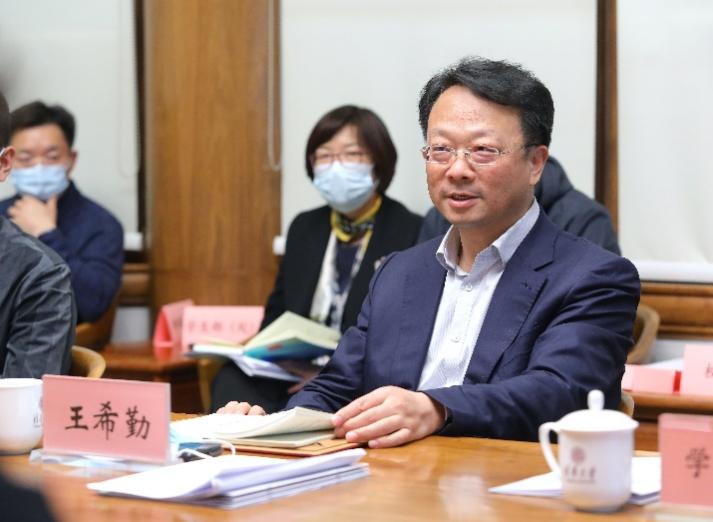 2025新澳门开门原料免费