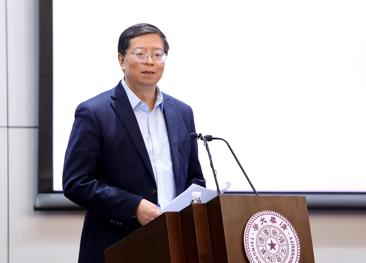 2025新澳门开门原料免费