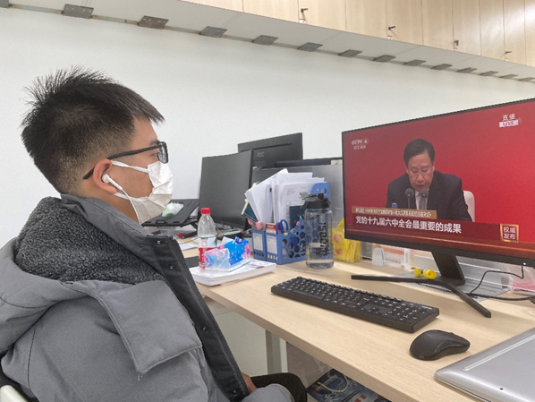 2025新澳门开门原料免费