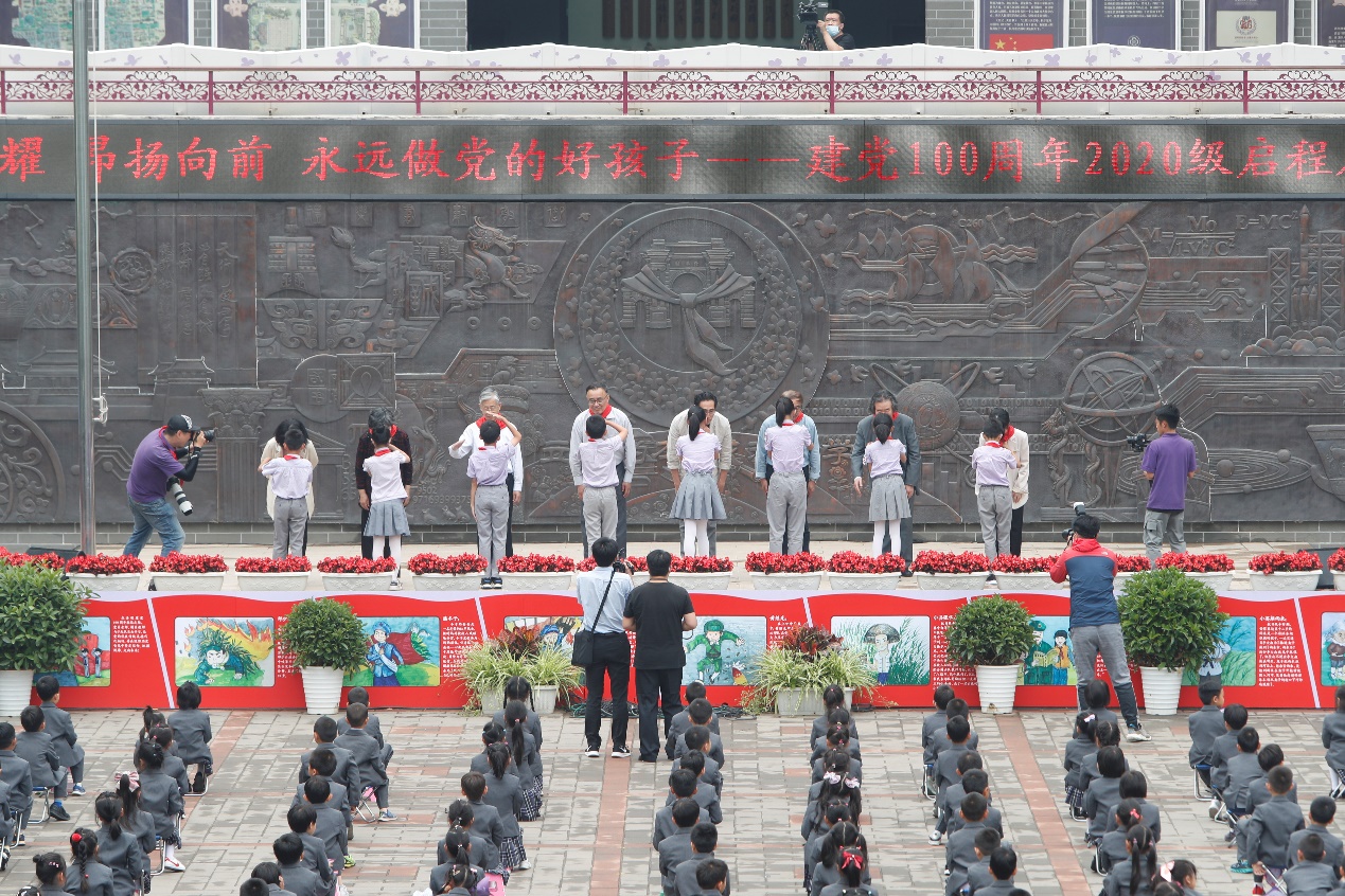 2025新澳门开门原料免费