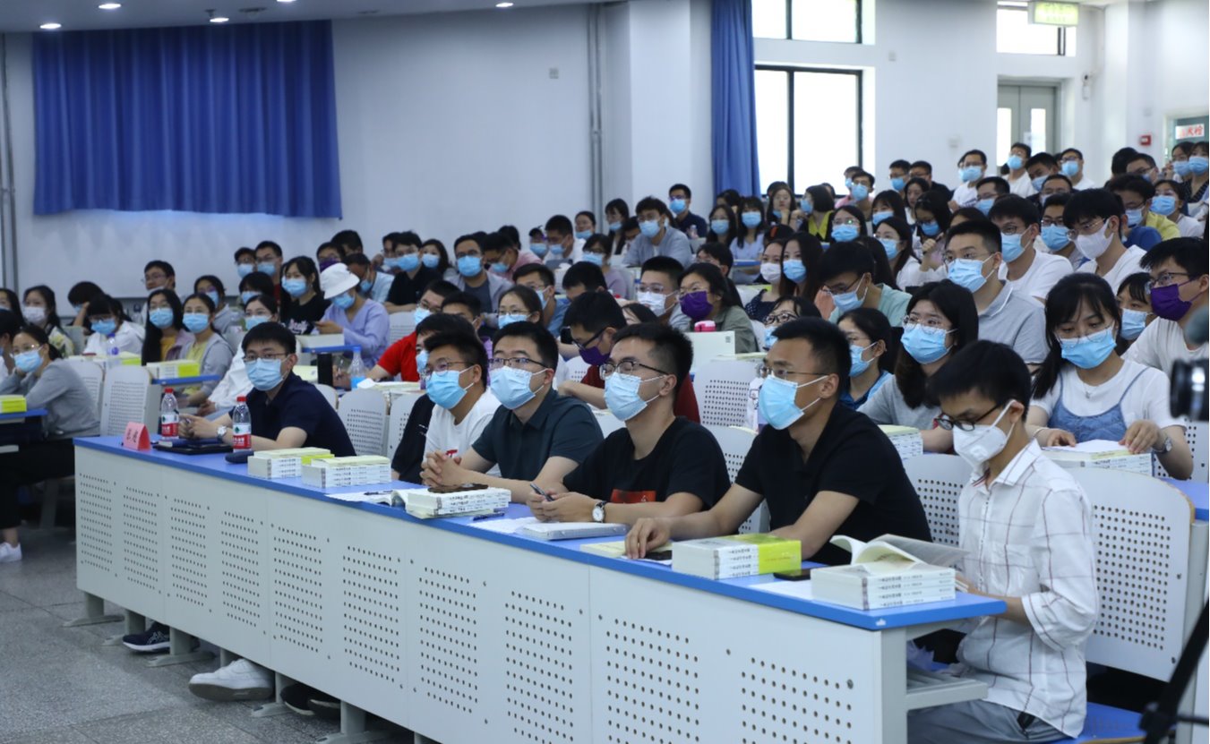 2025新澳门开门原料免费