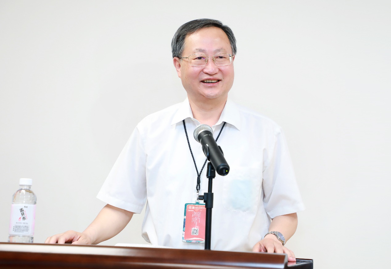 2025新澳门开门原料免费