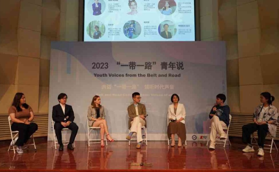 2025新澳门开门原料免费