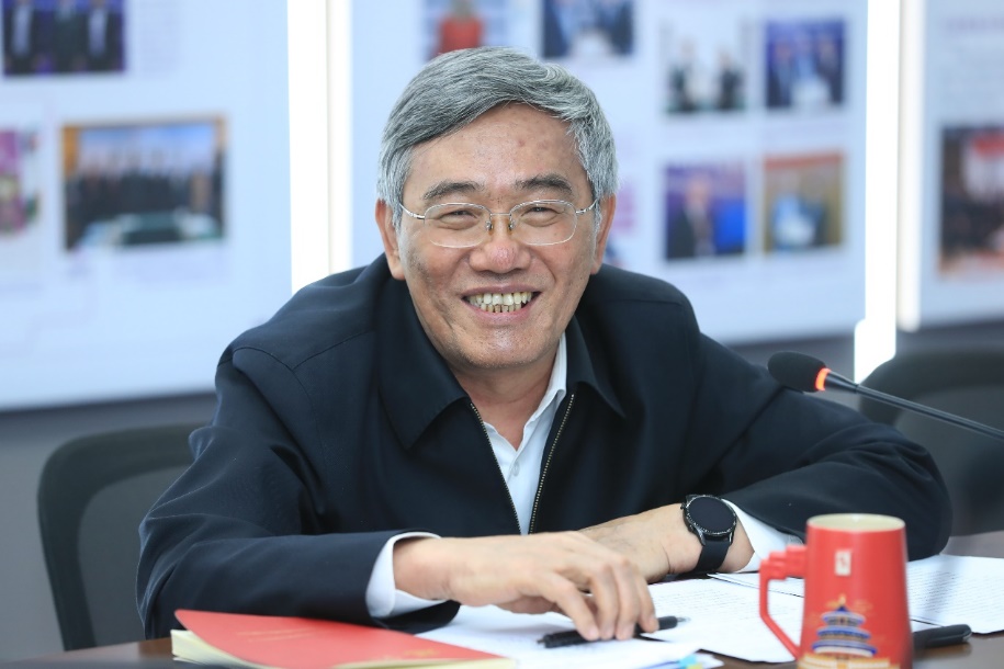 2025新澳门开门原料免费