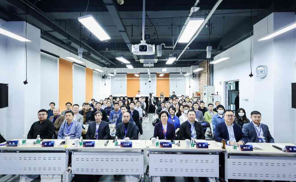 2025新澳门开门原料免费