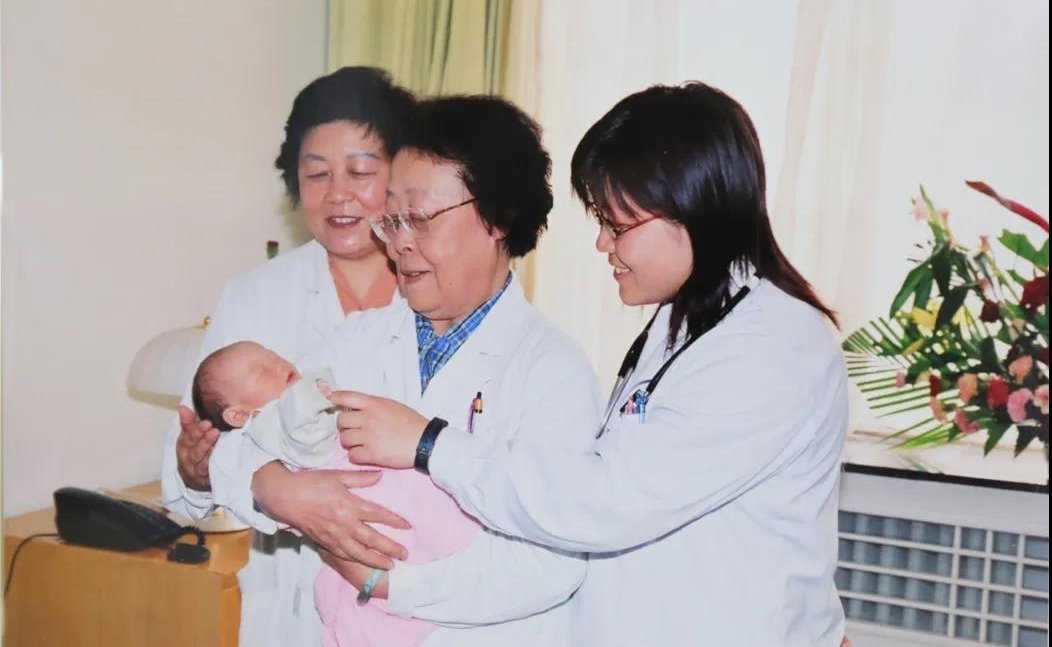 2025新澳门开门原料免费